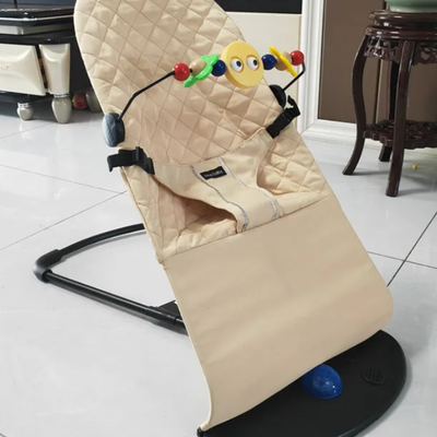כיסא נדנדה לתינוק