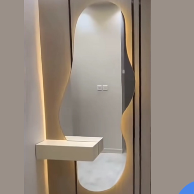 מראת קונסולה אורגנית עם תאורת LED ומדף צף